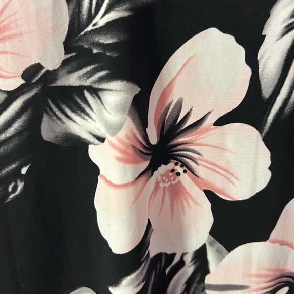 TANJAY petite pink and black floral dress shirt size small - Picture 4 of 5